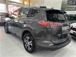 تۆیۆتا ڕاڤ 4